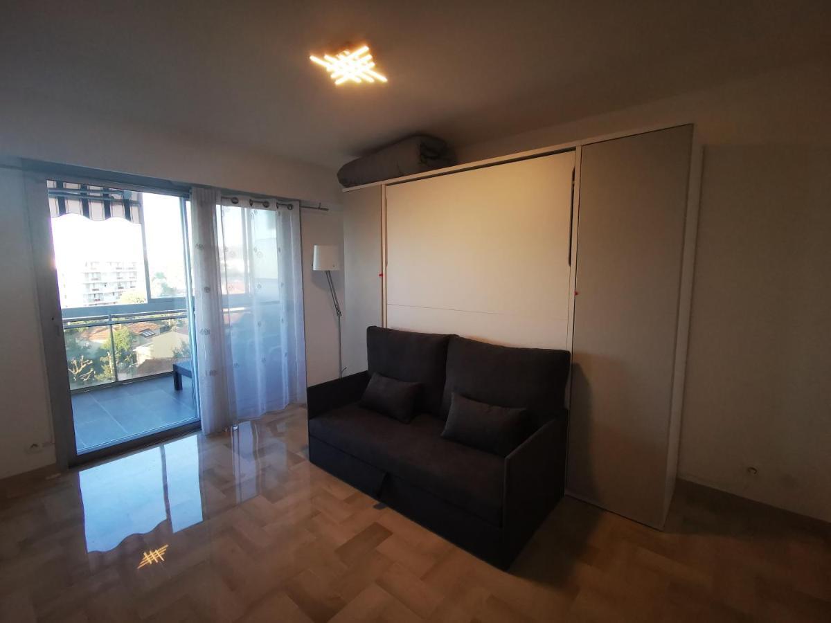 Sea Side Oceanides Apartment Juan-les-Pins Exterior photo